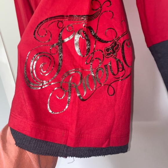 Long Sleeved Fox Shirt - Picture 2 of 6